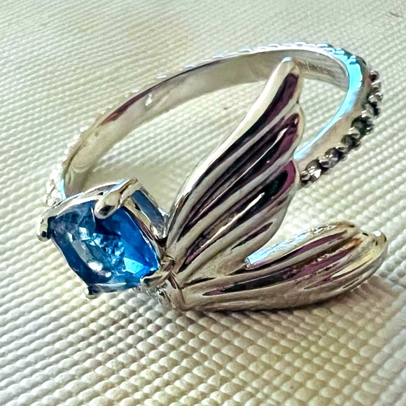 Bomb Party Ring—The Mermaid’s 🧜‍♀️ Tail - Picture 4 of 5